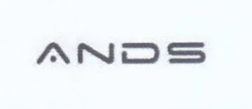 ذل م trademark logo