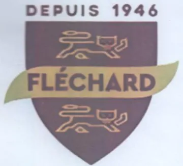 DEPUIS 1946 Eo 7 Pm trademark logo
